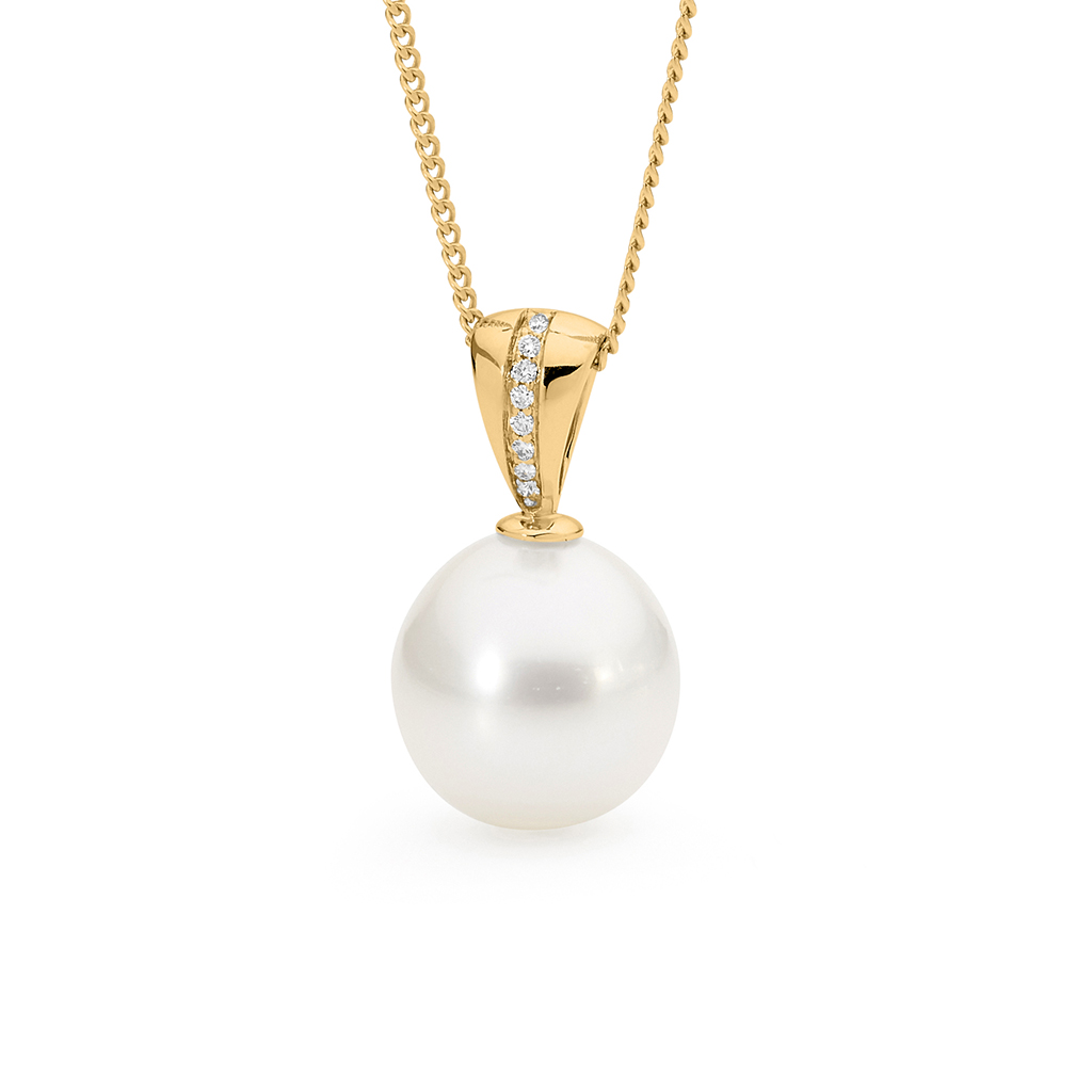 Allure South Sea Pearl &#038; Diamond V Bale Pendant In 18K Yellow Gold