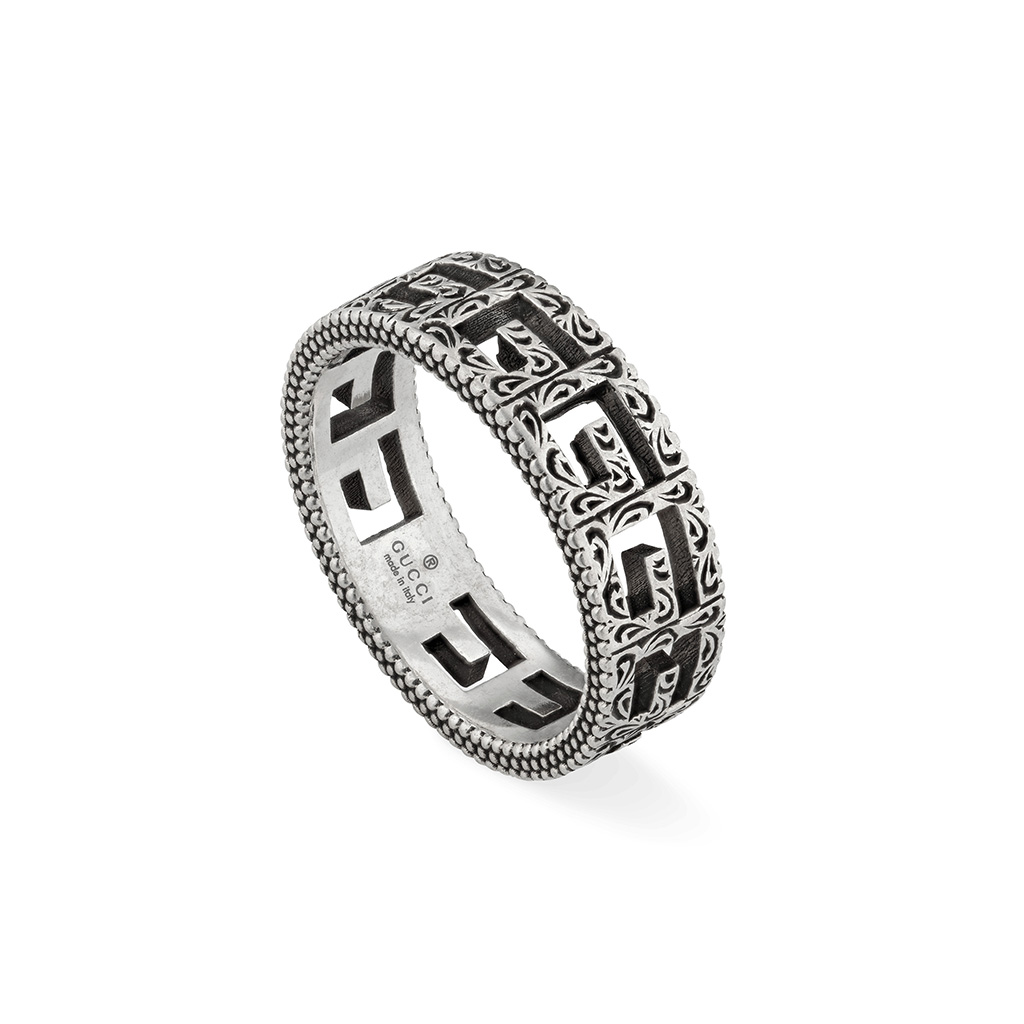 Gucci Thin Ring with Square G motif